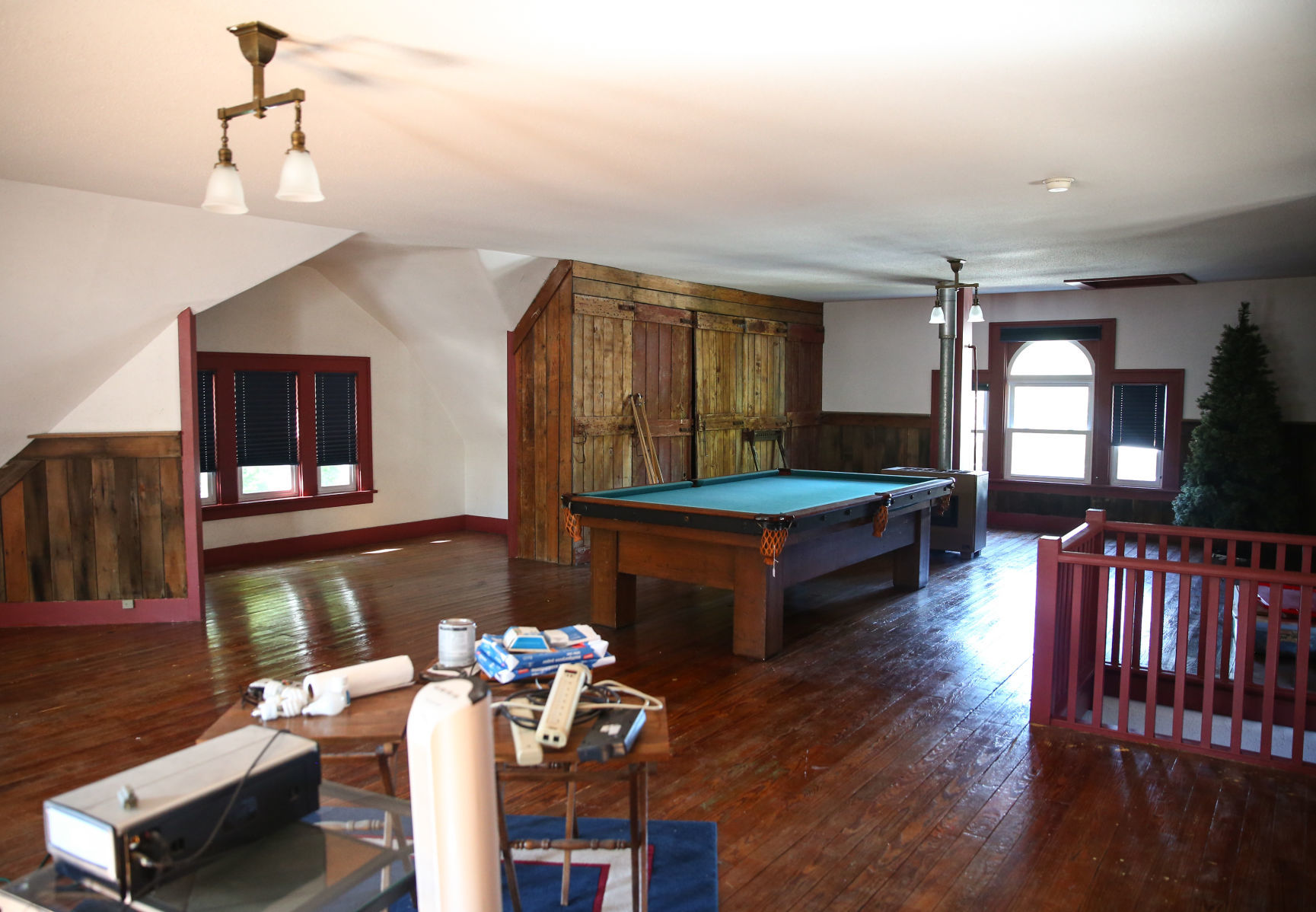 204 Seventh St. NW - Mason City (17).jpg